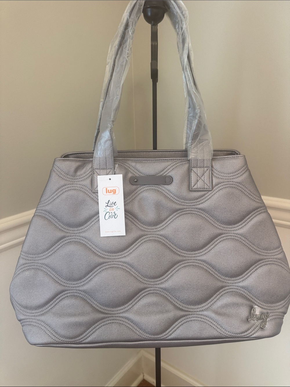lug Quilted Wave Tote in Silver